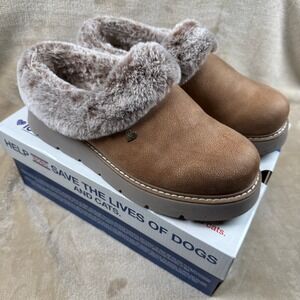 BOBS from Skechers Women's Clogs Faux Fur Cozy Slippers Size US 9